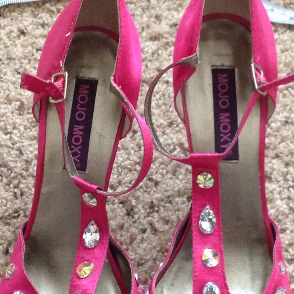 Mojo Moxy Party Heels - Picture 7 of 7